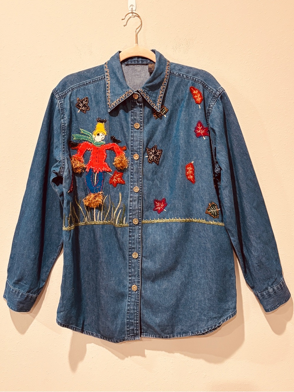 Vintage Denim Button Shirt Whimsical Embroidered Scarecrow Fall Leaves Medium